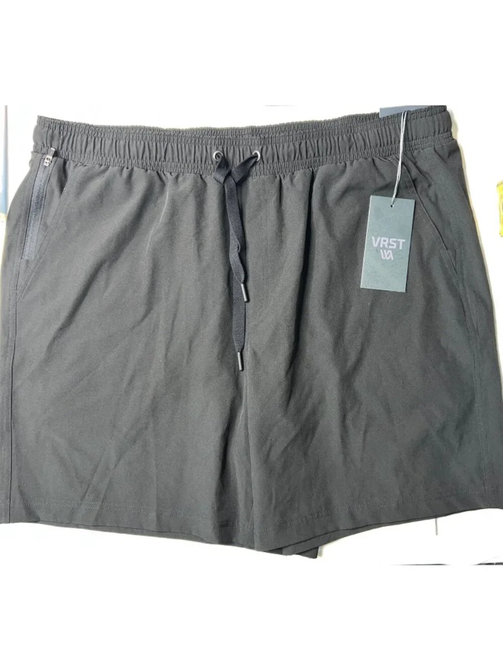 Vrst Black Athletic Shorts Elastic Waist Zip Pocket Boxer Lining XL MSRP $55